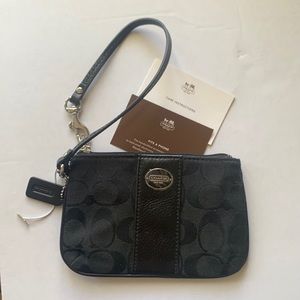 NWT COACH Wristlet in Black